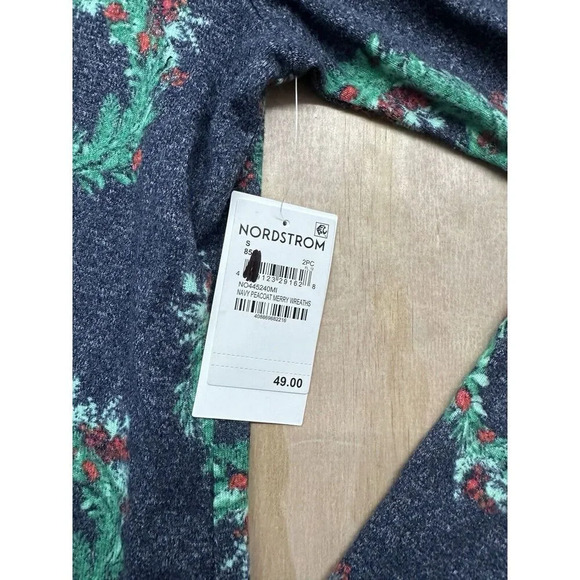 Brushed Hacci Pajamas Top Only Christmas Small Nordstrom New! Nvy Peacoat Wreath - Picture 3 of 6